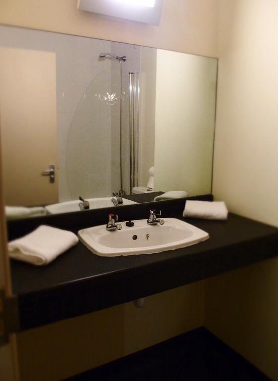 Almond House Lodge エディンバラ エクステリア 写真